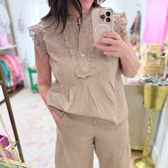 NWT IVY JANE STRIPED RUFFLE TOP - Picture 1 of 3